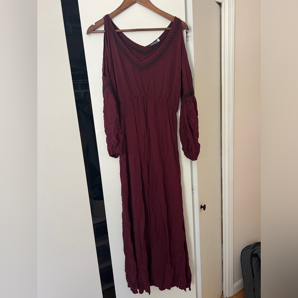 Earthbound trading dress